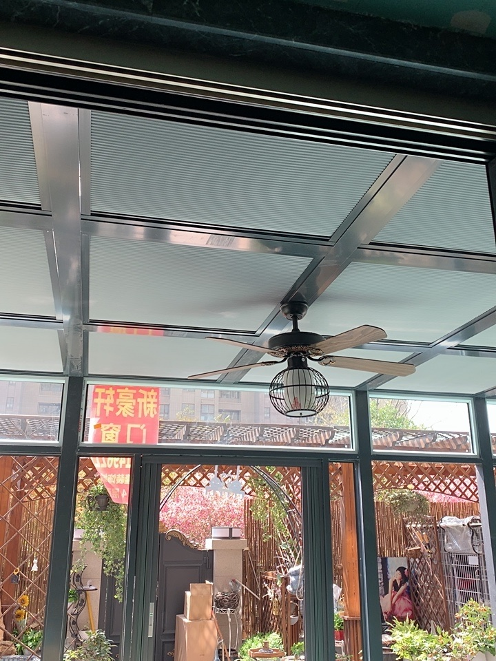 玻璃阳光房的遮阳隔热神器——蜂巢帘