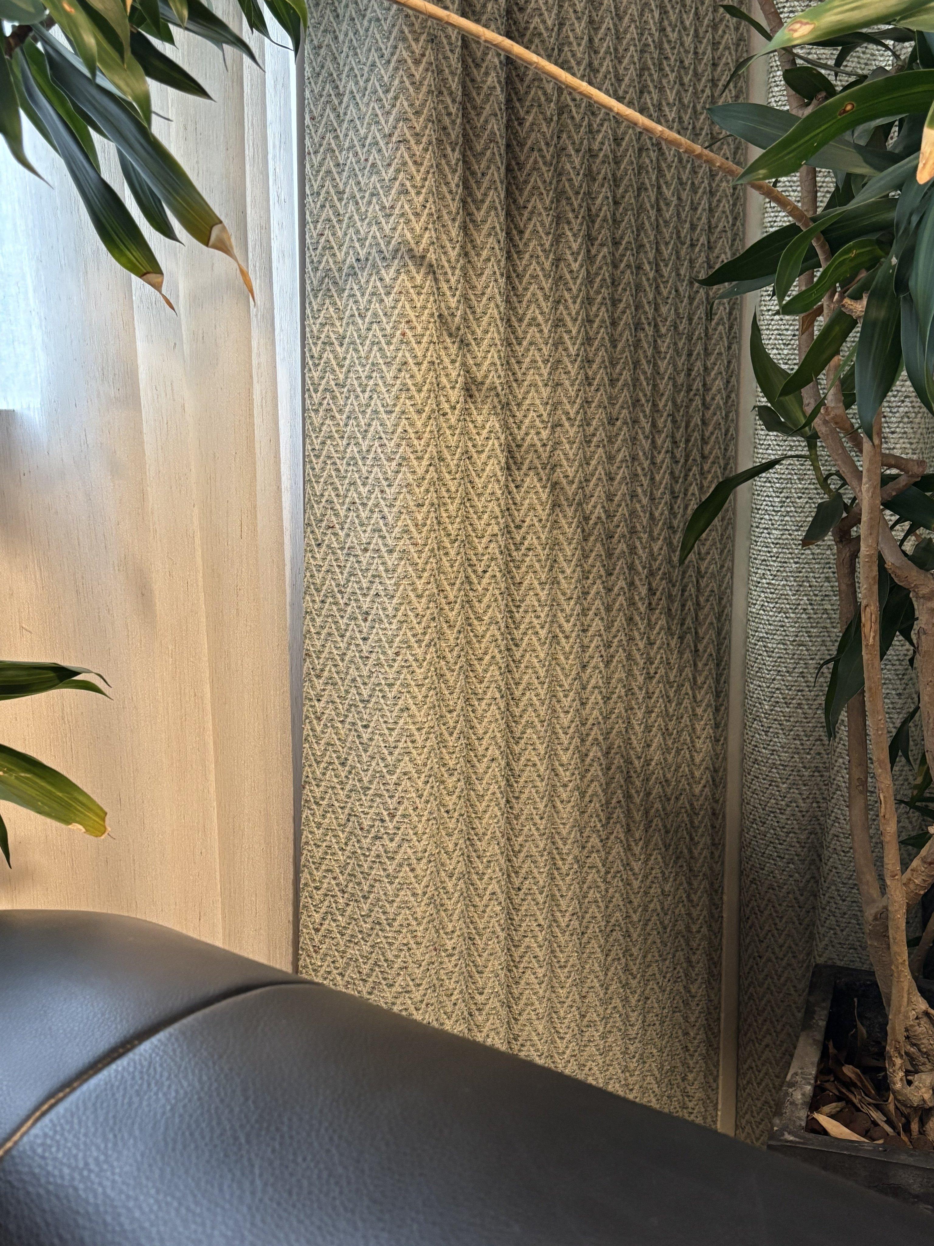 V 形波浪纹窗帘 (3).jpg