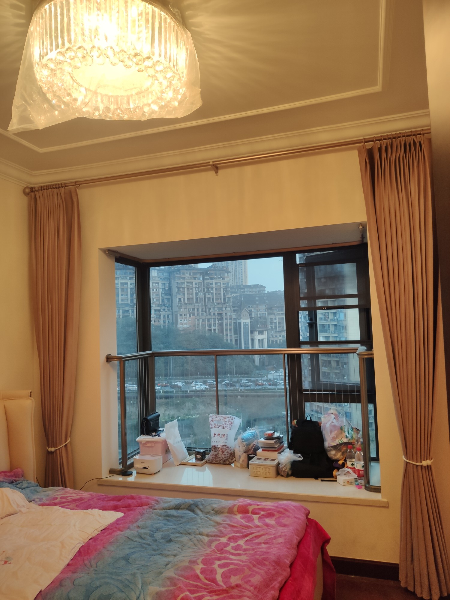 海口一套公寓楼窗帘安装(图4)